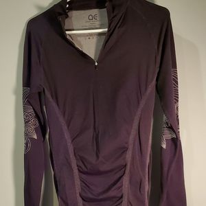 Athletic essentials black pullover active top